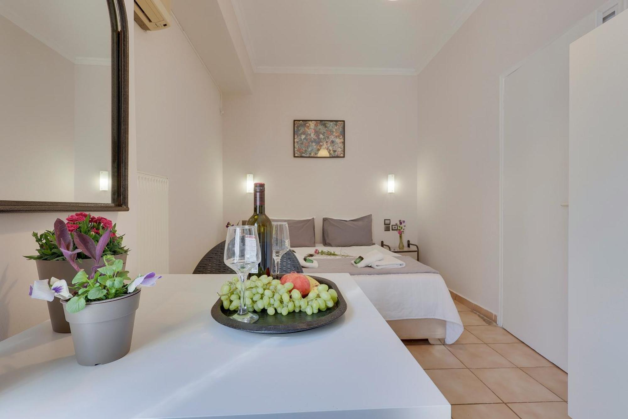 Salver Athens Luaran gambar