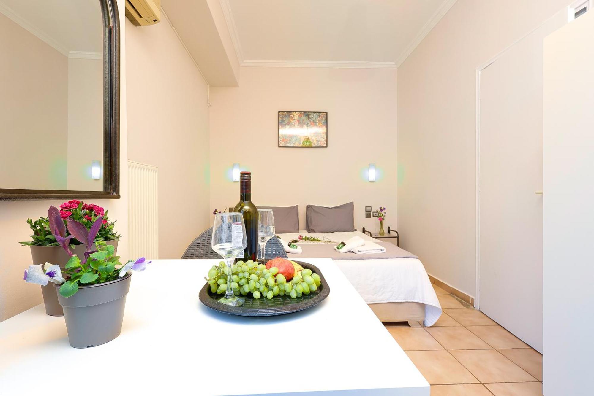 Salver Athens Luaran gambar